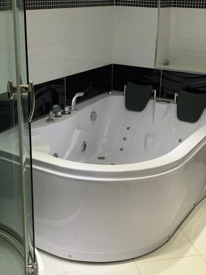 Luxury Suites Markov ビトラ エクステリア 写真
